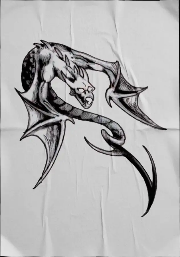 Diseño de tatuaje en negro sobre tela: dragón de alas membranosas y cola enroscada.