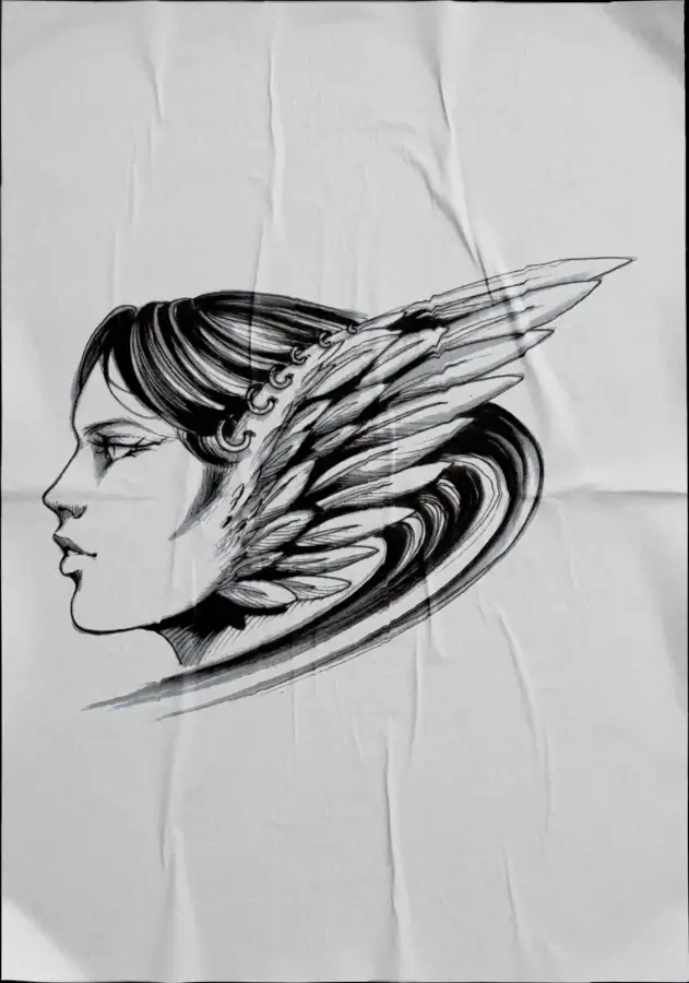 Diseño de tatuaje en negro sobre tela: perfil de mujer con casco alado.