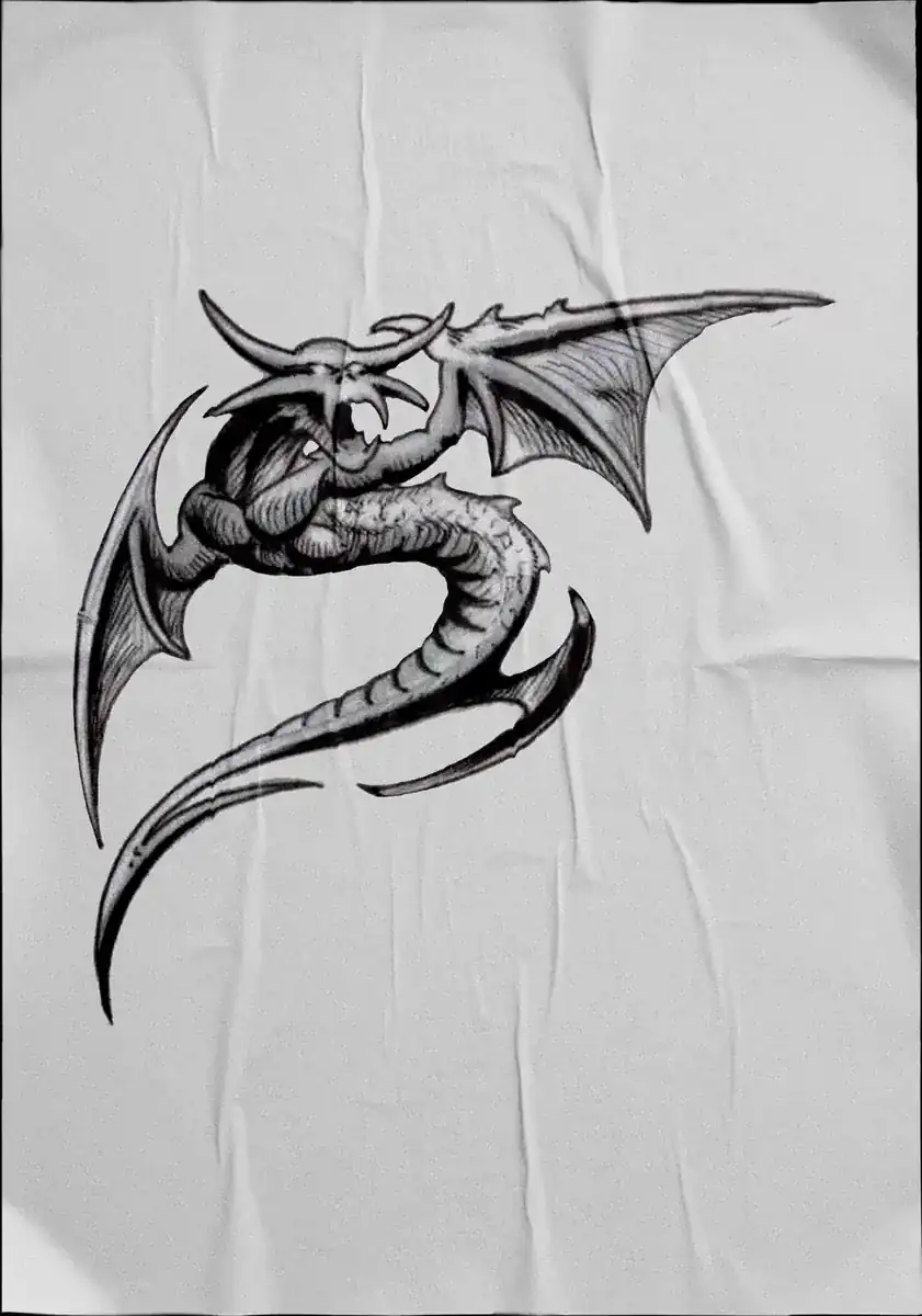 Diseño de tatuaje en negro sobre tela: dragón de alas abiertas en vuelo.
